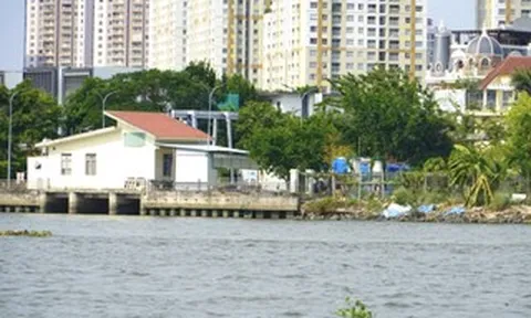 TPHCM: 99 công trình xây dựng lấn chiếm sông, kênh rạch