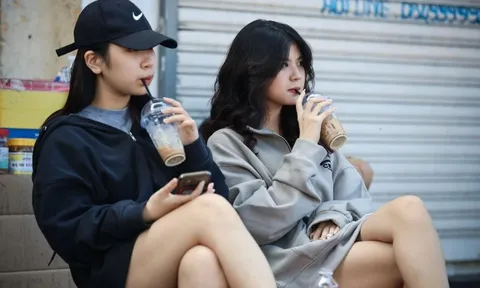 Làn sóng trà sữa 7.000 đồng/ly ồ ạt tấn công Hà Nội, liệu có trụ vững?