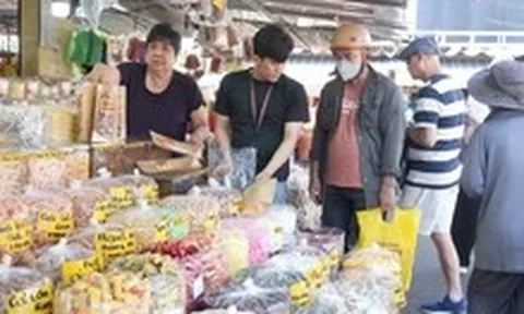 'Cấm' hộ kinh doanh có doanh thu thấp xuất hóa đơn: Hộ kinh doanh nhỏ lo gặp bất lợi