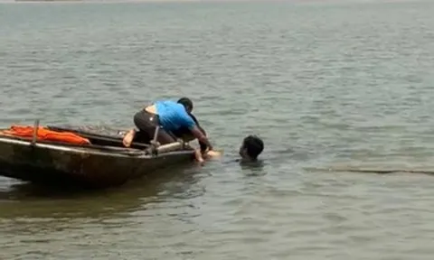 Nam sinh lớp 12 chết đuối tại đầm tôm ở Thanh Hóa