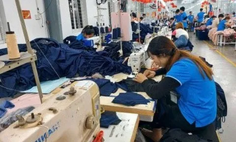 Hoán đổi ngày nghỉ dịp Giỗ Tổ Hùng Vương, 30-4 sao mới đúng quy định?