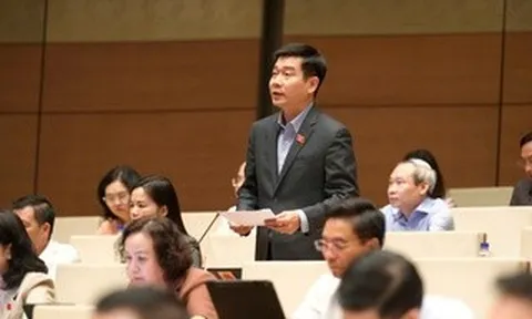 Đề xuất bỏ quy định bắt buộc công chứng giao dịch bất động sản