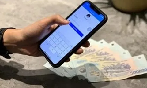 Cơ quan thuế có thông báo quan trọng về chi trả tiền lương qua tài khoản ngân hàng