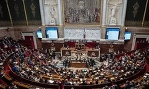 Pháp thúc đẩy hoàn trả các di sản thời thuộc địa