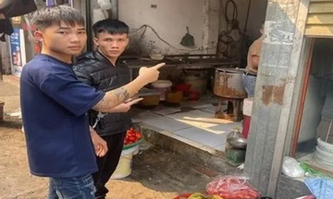 Đêm khuya, 2 thanh niên ‘tráo’ mã QR của hàng loạt cửa hàng