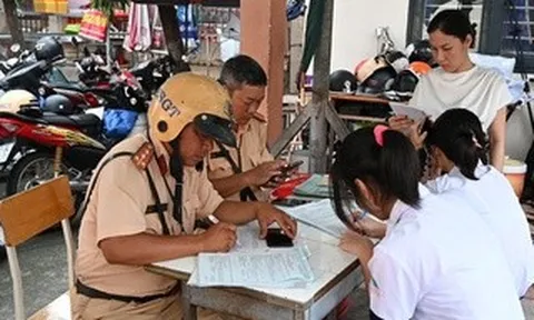 3 tháng, hơn 4.100 học sinh, sinh viên ở TP HCM bị xử lý về giao thông