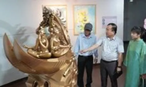 43 'sắc màu đất Quảng' cùng kể chuyện cho công chúng