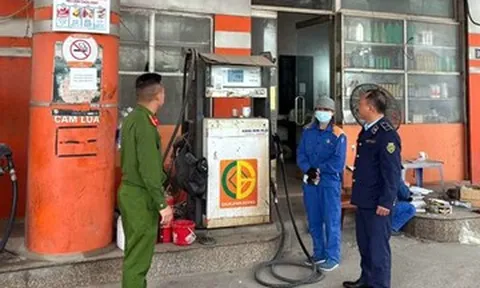Hà Nội xử phạt các nơi chỉ bán xăng tối đa 300.000 đồng/ lượt cho ô tô