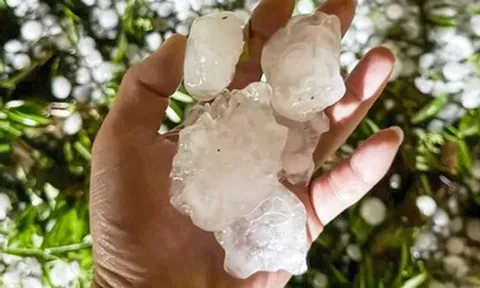 Vì sao mưa đá có nguy cơ dồn dập ở miền Bắc?