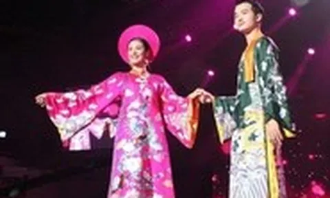 Người Hàn Quốc kinh ngạc 'sao áo dài Việt có thể đẹp như vậy'