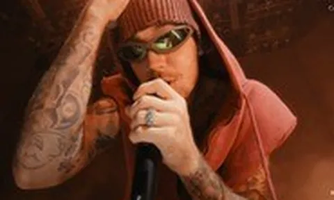 Justin Bieber 'quậy tung' Coachella với loạt hit kinh điển