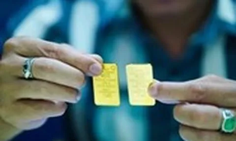 Giá vàng biến động theo tin tức cuộc chiến Mỹ - Iran