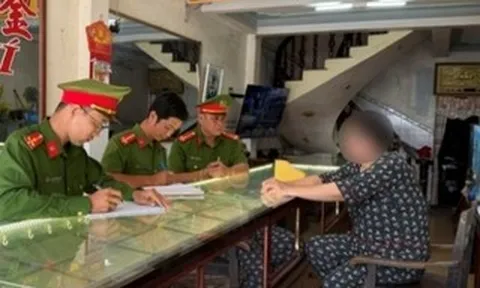 Chủ doanh nghiệp thoát bẫy lừa đảo nhờ sự tinh ý của thượng úy công an