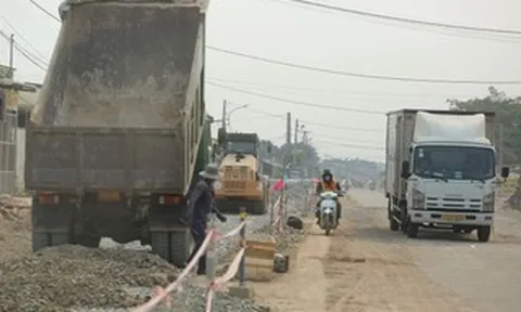 Cận cảnh công trường mở rộng đường ĐT784C ở Tây Ninh