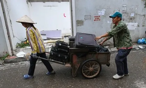 Cận cảnh người Hà Nội tất bật chuyển nhà, bàn giao mặt bằng cho dự án cầu 20.000 tỷ đồng