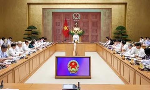 Ba Bộ trưởng được Thủ tướng Lê Minh Hưng biểu dương