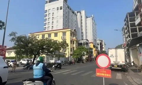 Cưỡng chế khách sạn Romance tại Huế: Di chuyển du khách, phong tỏa đường tạm thời