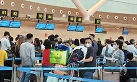 Giá vé máy bay lễ 30-4 cao như Tết