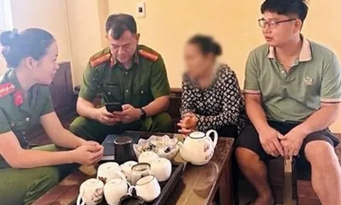 Từ dấu hiệu lạ, nam tài xế ‘cứu’ người phụ nữ 64 tuổi khỏi kịch bản lừa tình qua mạng