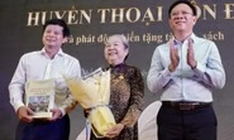 Ra mắt tủ sách 'Huyền thoại Côn Đảo', kêu gọi hiến tặng sách và tư liệu quý