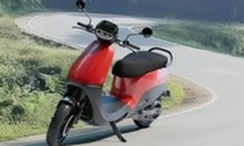 Xe máy điện giá tới hơn 1 tỉ đồng nhưng… không thấy gì 'khác người'