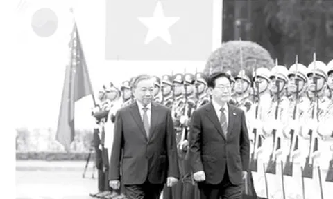 Báo in ngày 23-4: Việt Nam - Hàn Quốc hợp tác chiến lược ở tầm cao mới