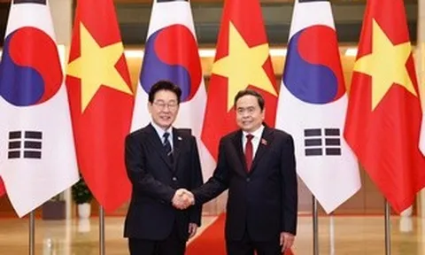 Chủ tịch Quốc hội Trần Thanh Mẫn hội kiến Tổng thống Hàn Quốc Lee Jae Myung