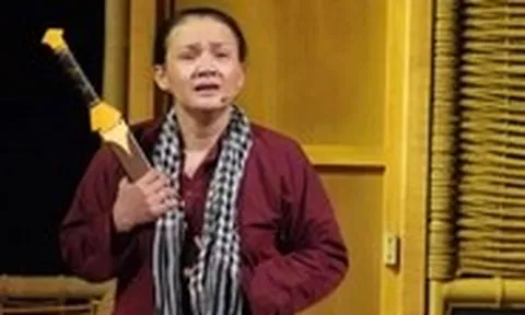 Thanh gươm và bà mẹ, lời thề trung thành với Tổ quốc