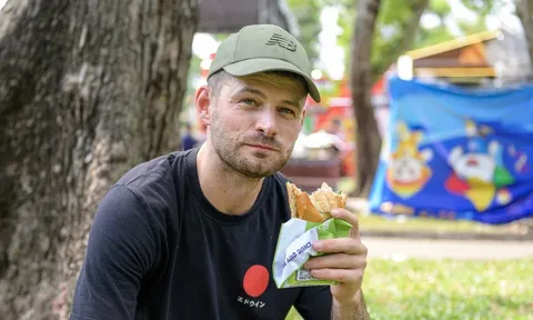 Huynh Hoa, Pew Pew kín khách tại Lễ hội Bánh mì ở TP.HCM