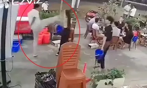 Xác minh clip người đàn ông vung chân đá phụ nữ tại quán nhậu ở Khánh Hòa