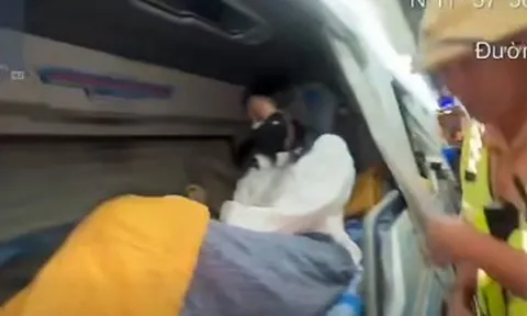 Ô tô khách 24 chỗ 'nhồi' 40 người, nam tài xế và chủ xe bị phạt 120 triệu đồng