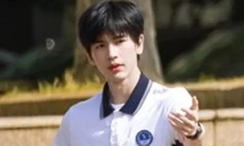 Gia tài phim ảnh của 'tướng quân kem nền' Trương Lăng Hách đâu chỉ có Trục Ngọc