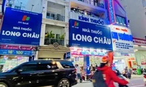 Doanh thu hơn 10.300 tỉ đồng chỉ trong một quý, Long Châu chặn thuốc giả và giữ giá ra sao?