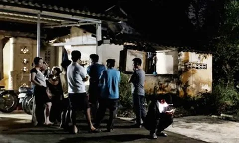 Người phụ nữ bị sát hại trong đêm, phát hiện con dao bên cạnh thi thể