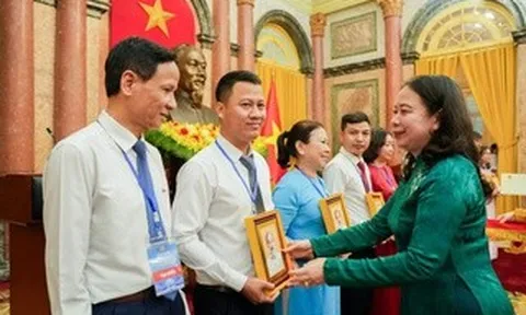 Phó Chủ tịch nước Võ Thị Ánh Xuân gặp mặt các Chủ tịch Công đoàn cơ sở xuất sắc tiêu biểu