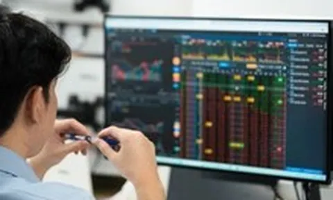 Chứng khoán 29-4: VN-Index áp sát 1.900 điểm nhưng ‘xanh vỏ đỏ lòng’, nhà đầu tư nên làm gì?