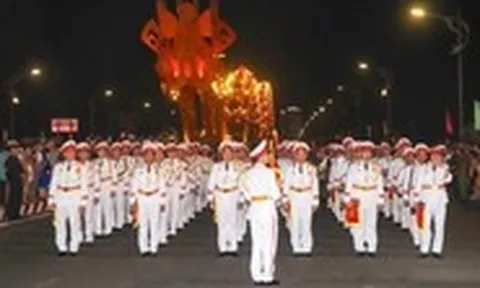 Đà Nẵng cùng Bộ Công an tổ chức chuỗi sự kiện lớn bên sông Hàn và diễu hành trên cầu Rồng