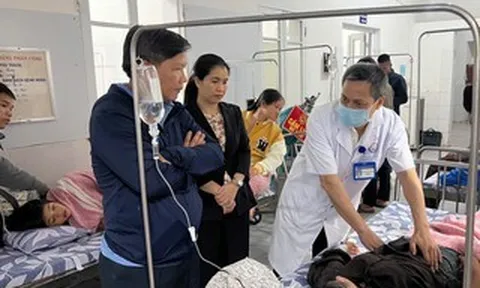 Quảng Trị: Hàng chục người nhập viện sau khi ăn bánh mì