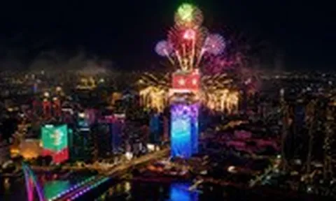 Saigon Marina IFC: ngọn hải đăng giữa dòng di sản