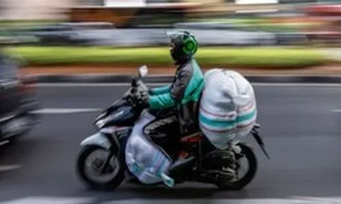 Quốc gia ĐNÁ 'tuyên chiến' với Grab, GoTo: Siết mức chiết khấu chỉ còn 8%, công ty từ chối tuân thủ sẽ bị khai tử khỏi đất nước