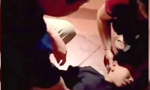 VIDEO: Phó Giám đốc Bệnh viện cứu sống cháu bé ngừng tim trên bãi biển