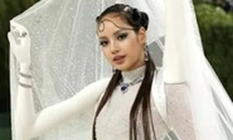 Vợ tỉ phú Jeff Bezos, BlackPink và dàn sao đổ bộ đêm hội thời trang lớn nhất hành tinh Met Gala
