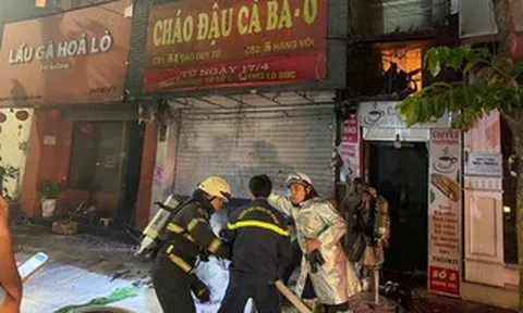 Cháy tiệm bán cháo, nhiều người được giải cứu