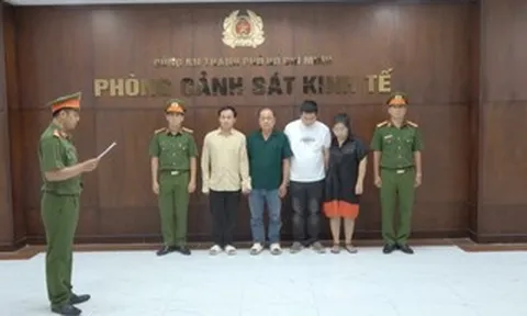 Thông tin nổi bật tại TPHCM ngày 6-5: Quyết lập lại trật tự vỉa hè