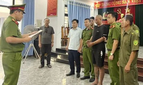 Lời khai của đối tượng xông vào trụ sở, chém cảnh sát trọng thương