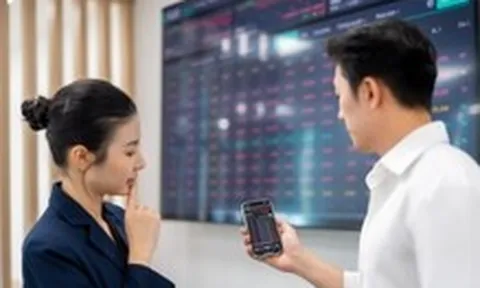 Cổ phiếu ngân hàng phối hợp cùng ‘họ Vingroup’ kéo VN-Index lên đỉnh mới