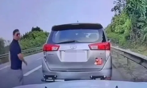 Tài xế chặn đầu xe trên cao tốc để tranh cãi, bị phạt gần 14 triệu đồng