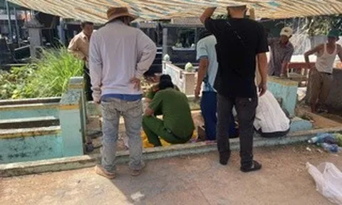 Đắk Lắk: Bé gái sơ sinh bị bỏ lại nhà vệ sinh, mẹ ruột mới 15 tuổi