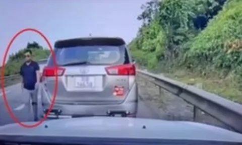 Tài xế chặn ô tô trên cao tốc Nội Bài - Lào Cai, chửi bới vì đối phương chạy chậm: Cái giá phải trả