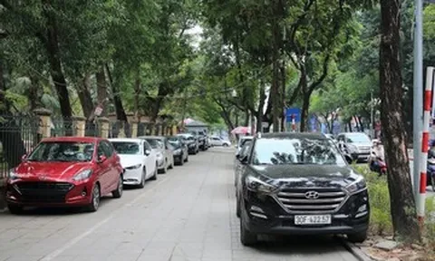 Cấm xe xăng vào vùng phát thải thấp: Bãi đỗ xe là 'nút thắt' của Hà Nội